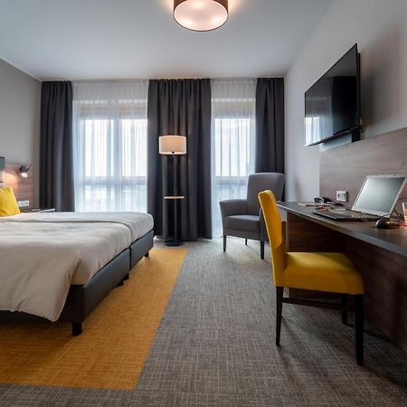 Hotel Includio レーゲンスブルク エクステリア 写真