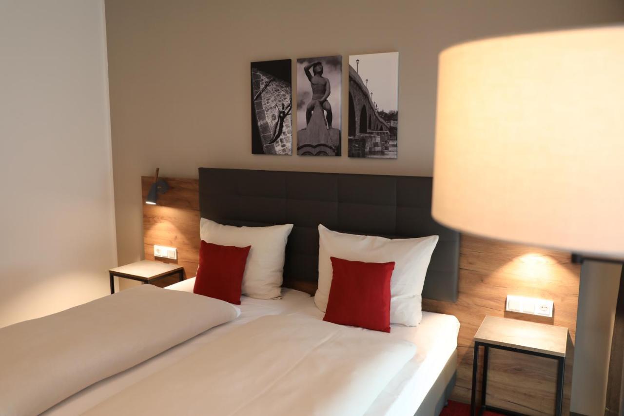 Hotel Includio レーゲンスブルク エクステリア 写真
