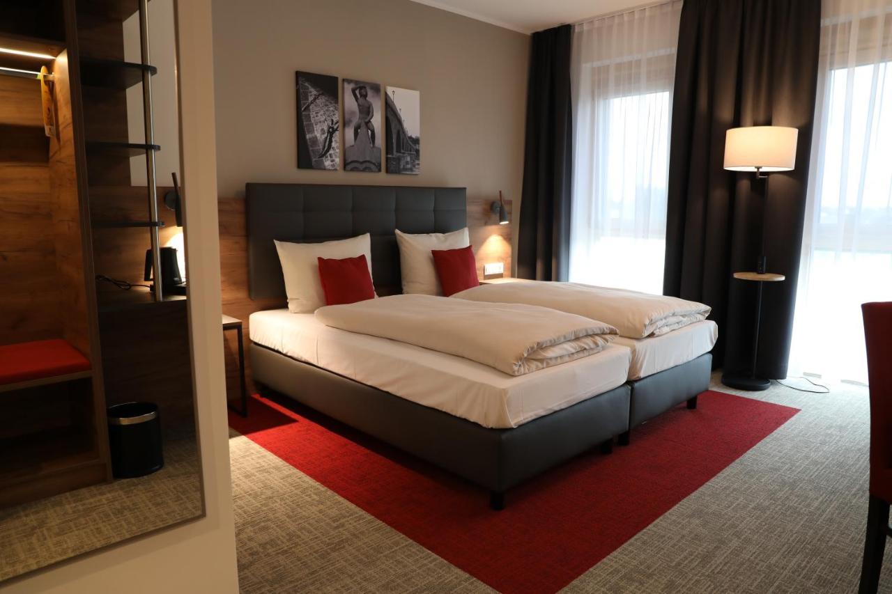 Hotel Includio レーゲンスブルク エクステリア 写真