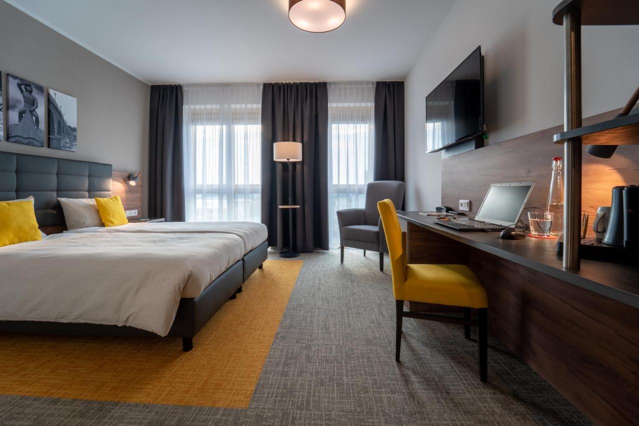 Hotel Includio レーゲンスブルク エクステリア 写真