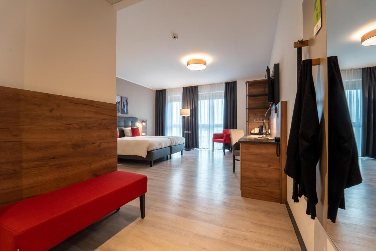Hotel Includio レーゲンスブルク エクステリア 写真
