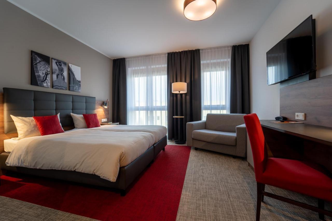 Hotel Includio レーゲンスブルク エクステリア 写真